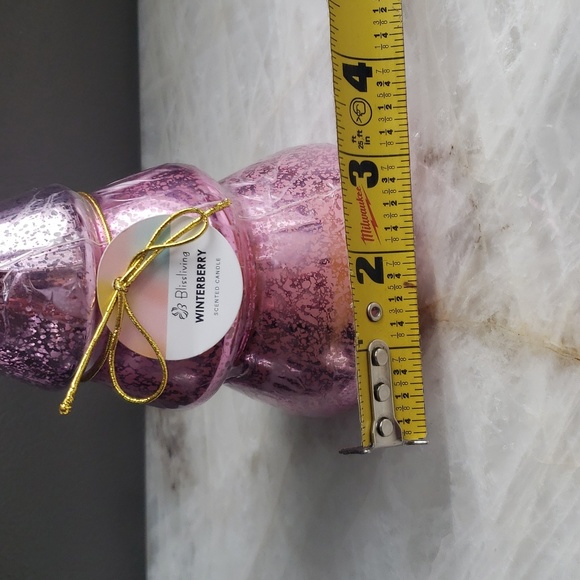Pink Christmas tree shaped Winter Berry sented candle by Blissliving - Picture 5 of 5